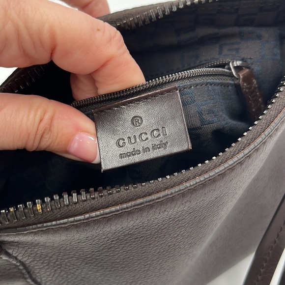 Authentic Gucci Brown Leather Shoulder Bag EUC - Picture 14 of 17